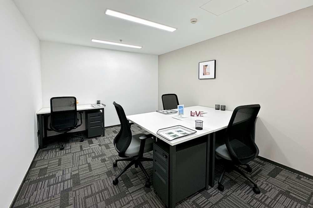 Shenyang, North Media Building - Photo 6 Shenyang, North Media Building office space - View 6 in Shen Yang Shi - internet, office_cleaning, breakout_areas