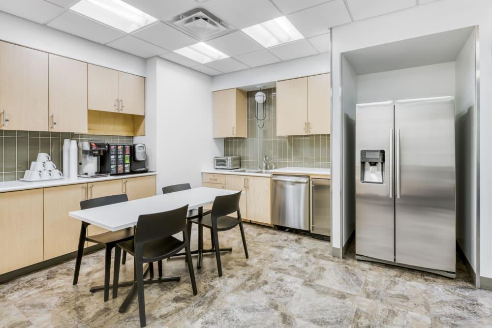 AR, Bentonville - Bentonville Plaza - Office space in Bentonville, Arkansas