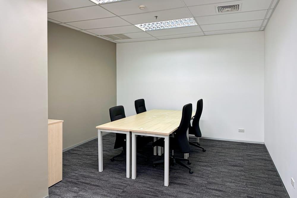 Bangkok, Central Tower office space - View 5 in Pathum Wan - internet, office_cleaning, breakout_areas
