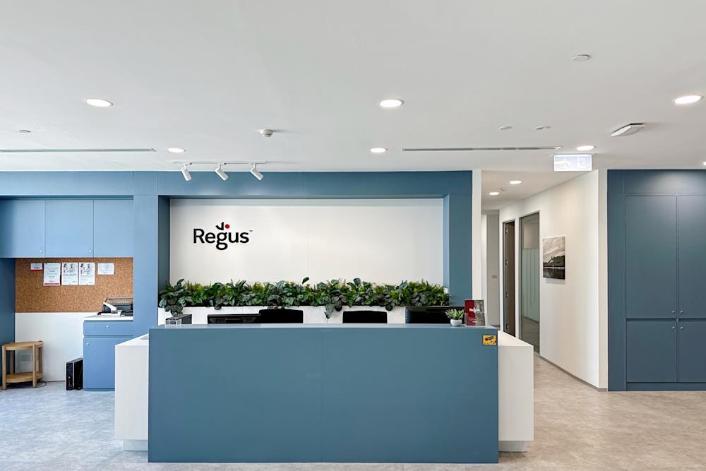 Bangkok, Central Tower office space - View 4 in Pathum Wan - internet, office_cleaning, breakout_areas