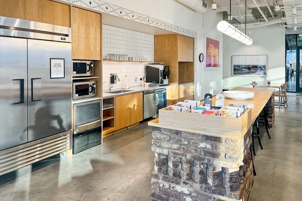 Block 23 - Photo 3 Block 23 office space - View 3 in Phoenix - internet, office_cleaning, breakout_areas