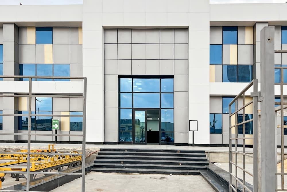 Cairo, Cairo Airport office space - View 2 in Cairo - internet, office_cleaning, breakout_areas