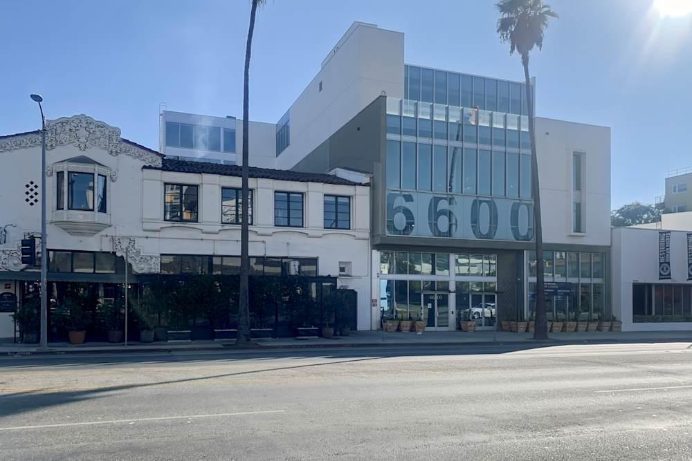 CA, Los Angeles - Sunset Blvd office space - View 2 in Los Angeles - internet, office_cleaning, breakout_areas