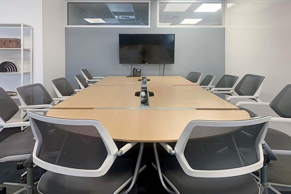 CA, Los Angeles - Sunset Blvd office space - View 3 in Los Angeles - internet, office_cleaning, breakout_areas