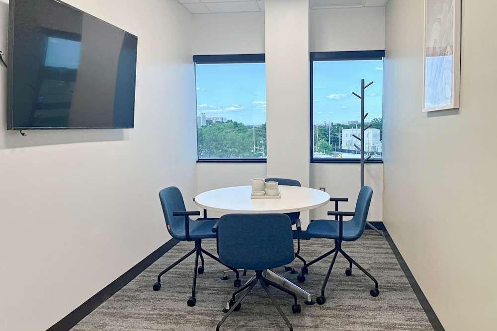 NJ, Hasbrouck Heights - State Route 17 office space - View 6 in Hasbrouck Heights - internet, office_cleaning, breakout_areas