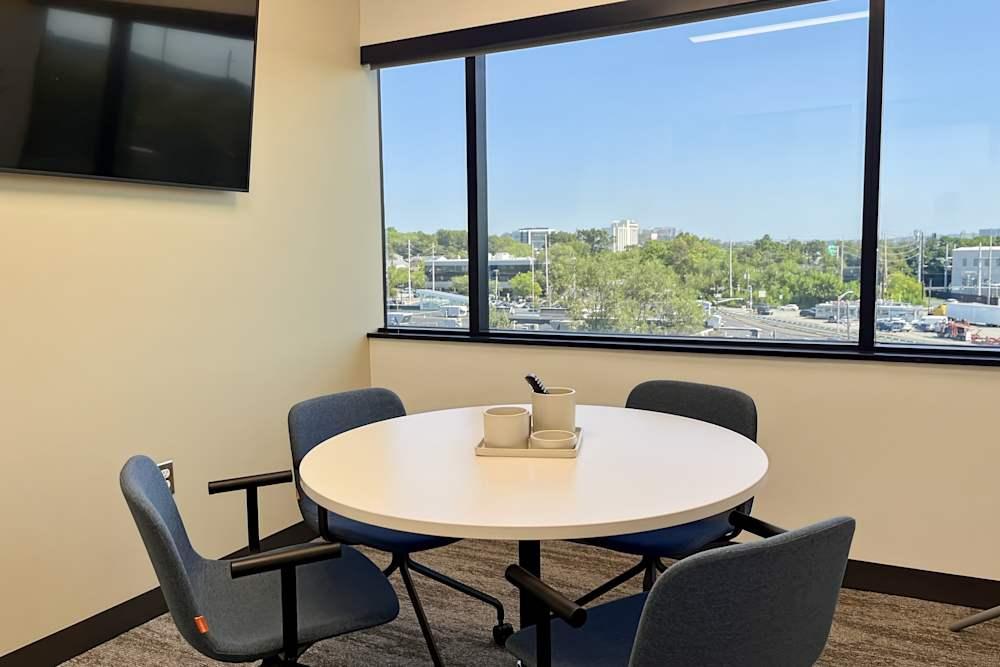 NJ, Hasbrouck Heights - State Route 17 office space - View 5 in Hasbrouck Heights - internet, office_cleaning, breakout_areas