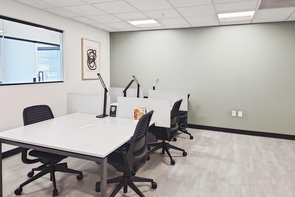 WI, Green Bay - Broadway office space - View 2 in Green Bay - internet, office_cleaning, breakout_areas