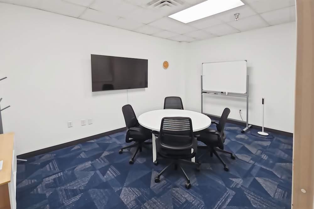 NC, Raleigh - Pleasant Valley Rd office space - View 6 in Raleigh - internet, office_cleaning, breakout_areas