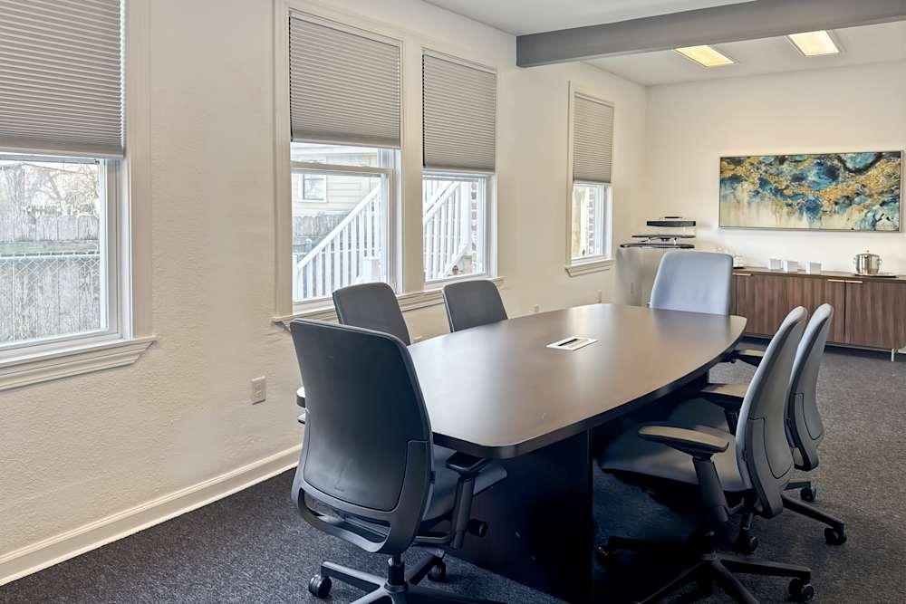 LA, New Orleans - Magnolia St office space - View 3 in New Orleans - internet, office_cleaning, breakout_areas