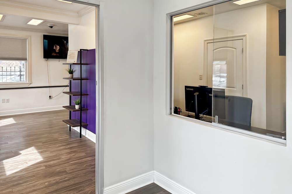 LA, New Orleans - Magnolia St - Office space in New Orleans, Louisiana