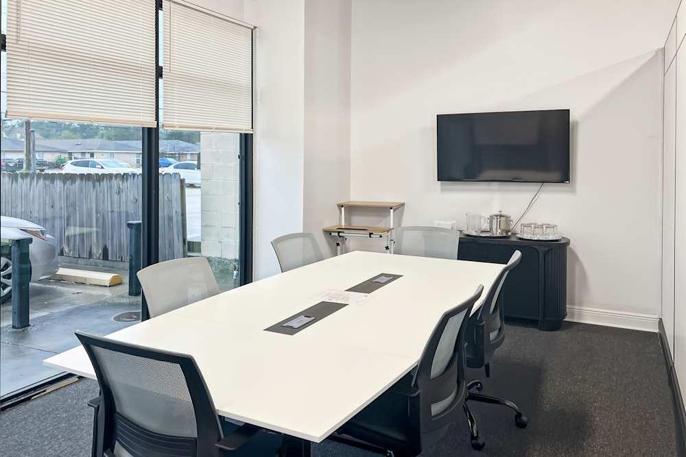 LA, Harahan - Hickory Ave - Office space in Harahan, Louisiana