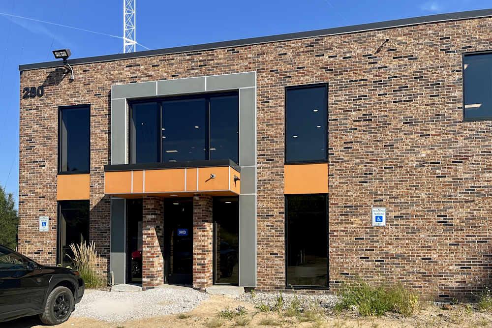 280 Ann St NW office space - View 6 in Grand Rapids - internet, office_cleaning, breakout_areas