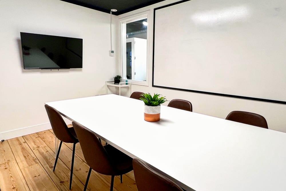 London, Homework Wandsworth - Photo 2 London, Homework Wandsworth office space - View 2 in London - internet, office_cleaning, breakout_areas