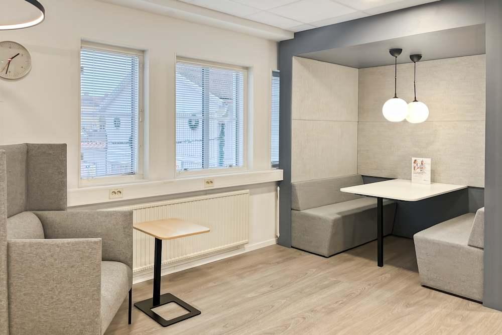 Vänersborg, Sundsgatan office space - View 2 in Lyckhem-Huvudnäs - internet, office_cleaning, breakout_areas