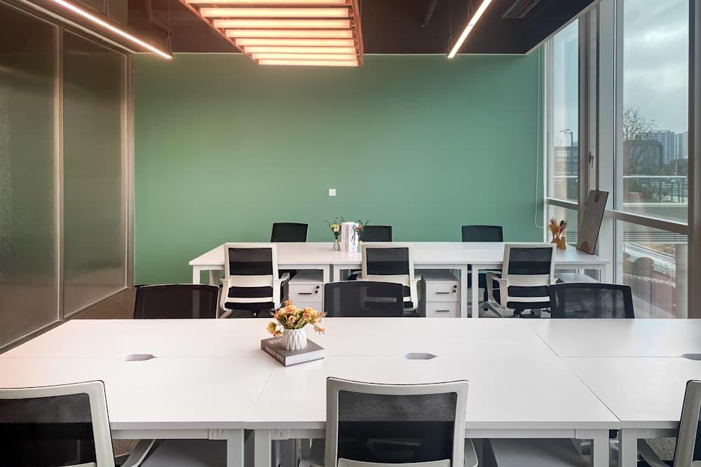 Suzhou, Qihang Times Building office space - View 2 in Su Zhou Shi - internet, office_cleaning, breakout_areas