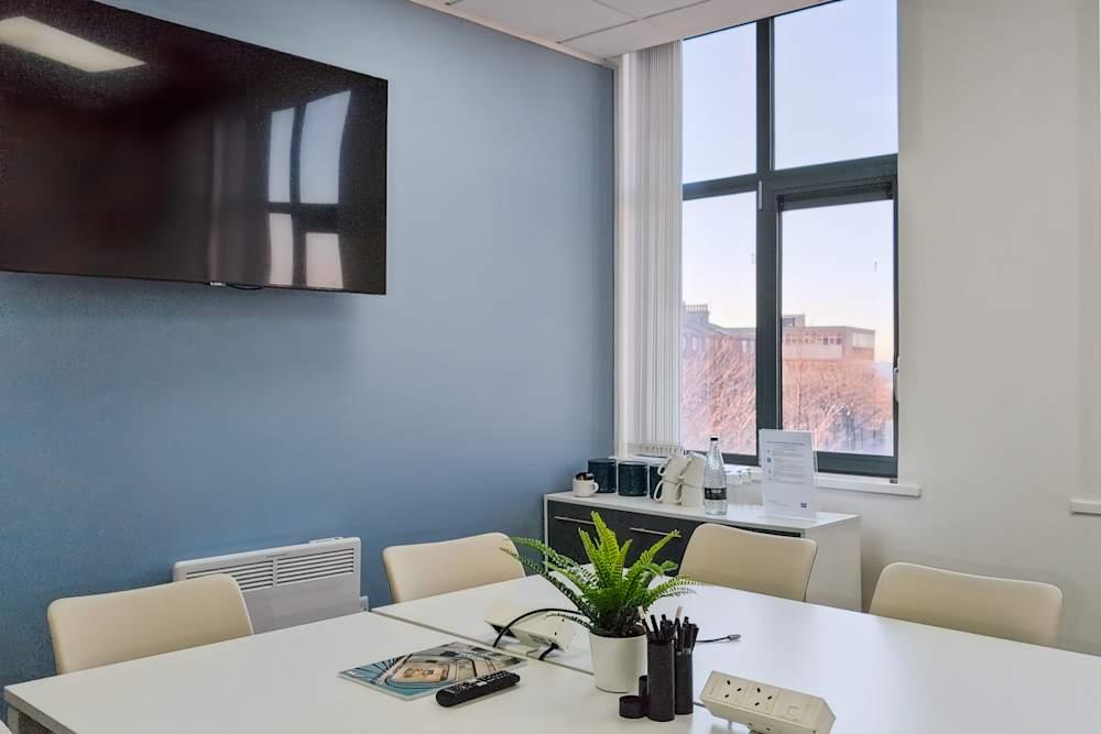 Birkenhead, Atlantic House - Photo 5 Birkenhead, Atlantic House office space - View 5 in Birkenhead - internet, office_cleaning, breakout_areas