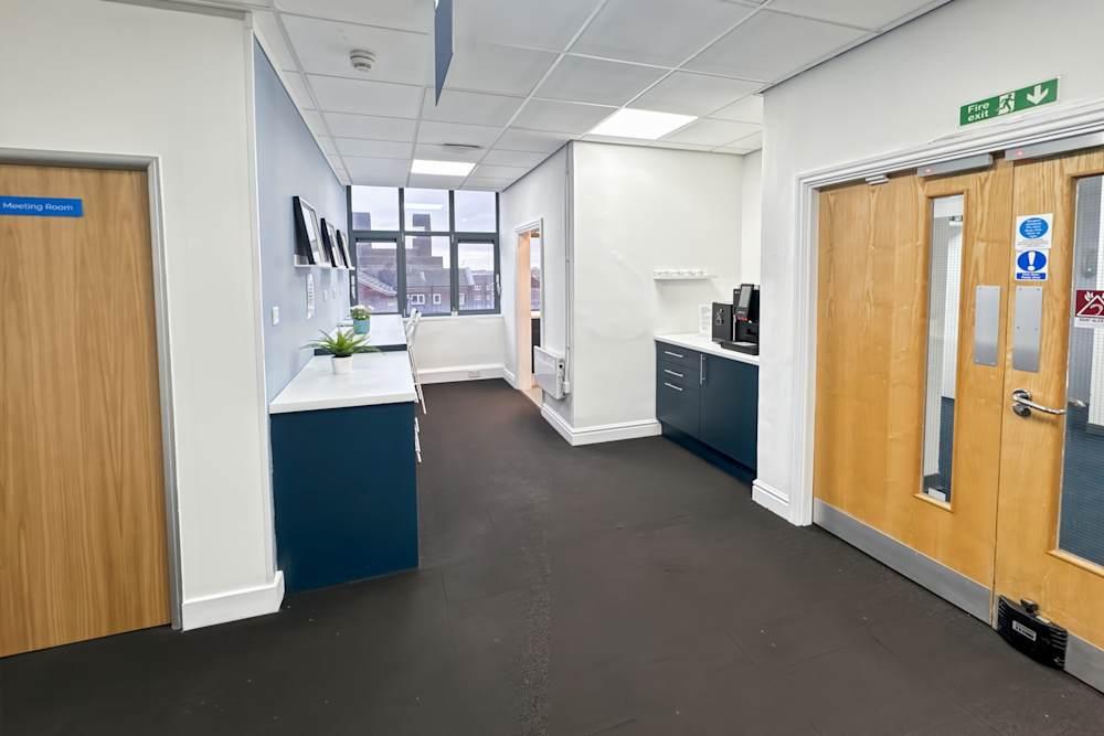 Birkenhead, Atlantic House - Photo 3 Birkenhead, Atlantic House office space - View 3 in Birkenhead - internet, office_cleaning, breakout_areas