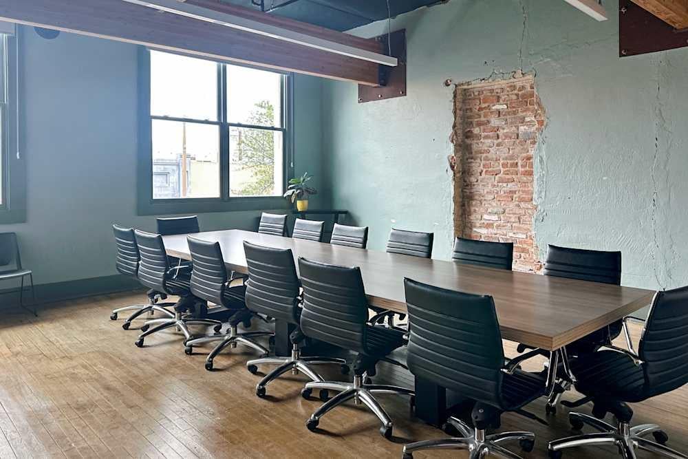 AZ, Tucson - Congress St - Photo 2 AZ, Tucson - Congress St office space - View 2 in Tucson - internet, office_cleaning, breakout_areas