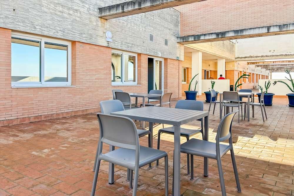 Sevilla, Edificio Torre Este office space - View 4 in Sevilla - internet, office_cleaning, breakout_areas