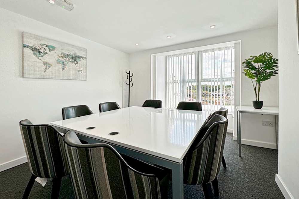Margate, Kent office space - View 2 in Margate - internet, office_cleaning, breakout_areas