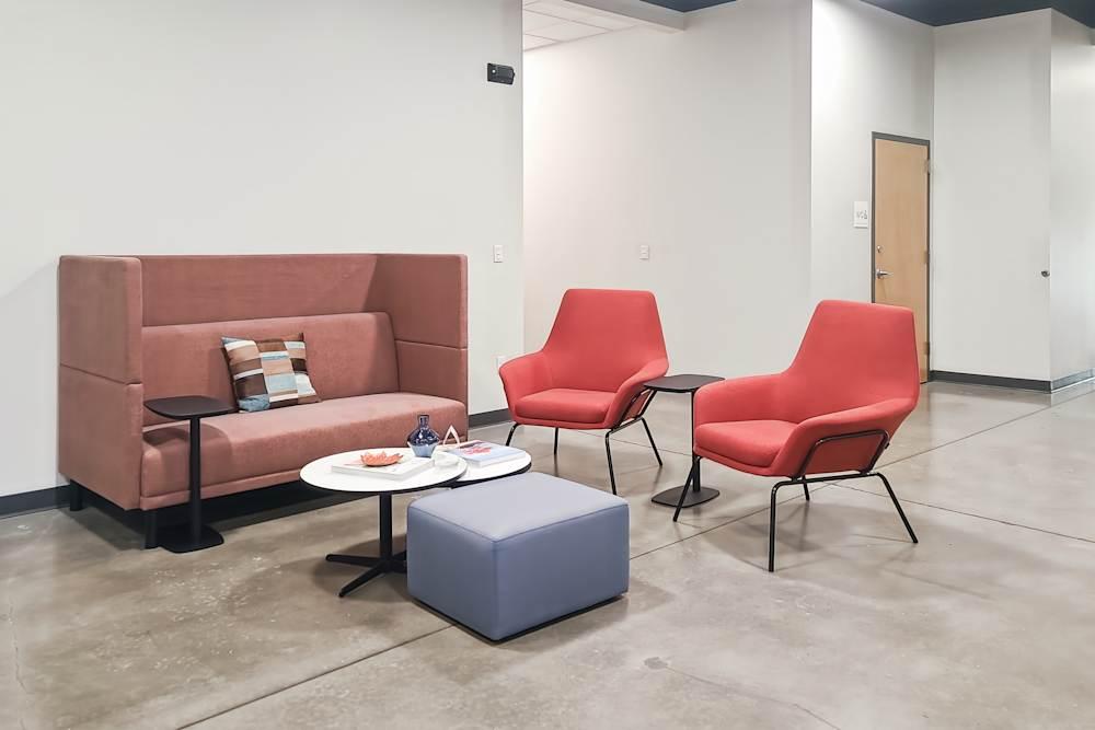 E Mirabeau Parkway - Photo 3 E Mirabeau Parkway office space - View 3 in Spokane Valley - internet, office_cleaning, breakout_areas