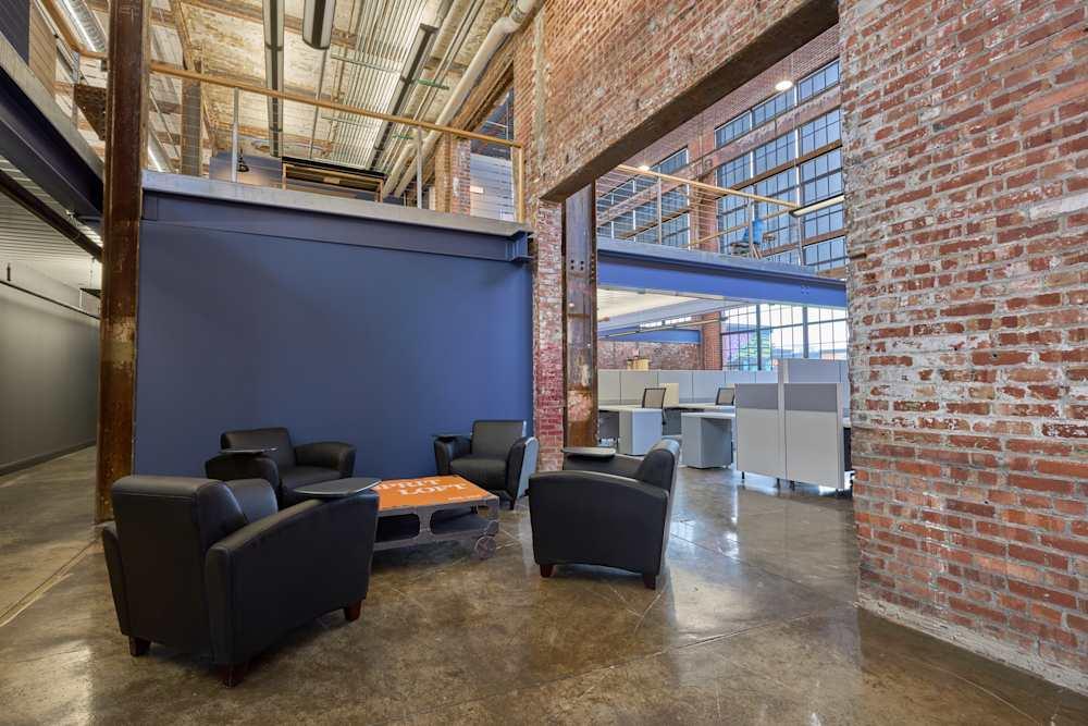 NY, Buffalo - Chandler St - Office space in Buffalo, New York