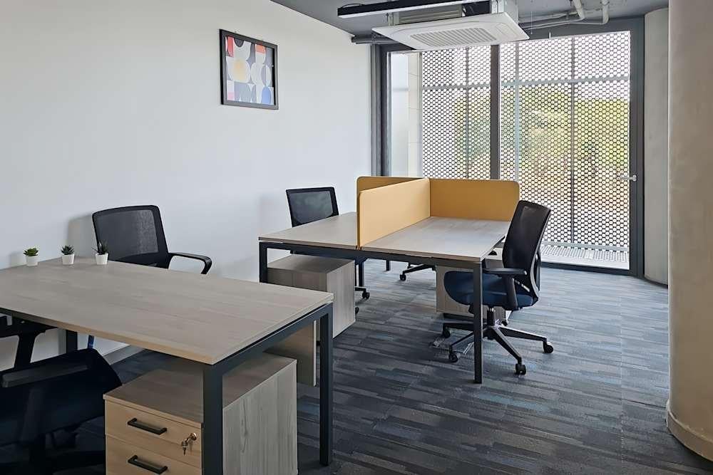 Amman, Ibrahimiyah Plaza - Photo 4 Amman, Ibrahimiyah Plaza office space - View 4 in Amman - internet, office_cleaning, breakout_areas