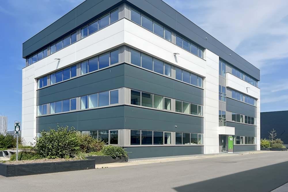 Louvain-La-Neuve, Axis Parc office space - View 6 - internet, office_cleaning, breakout_areas