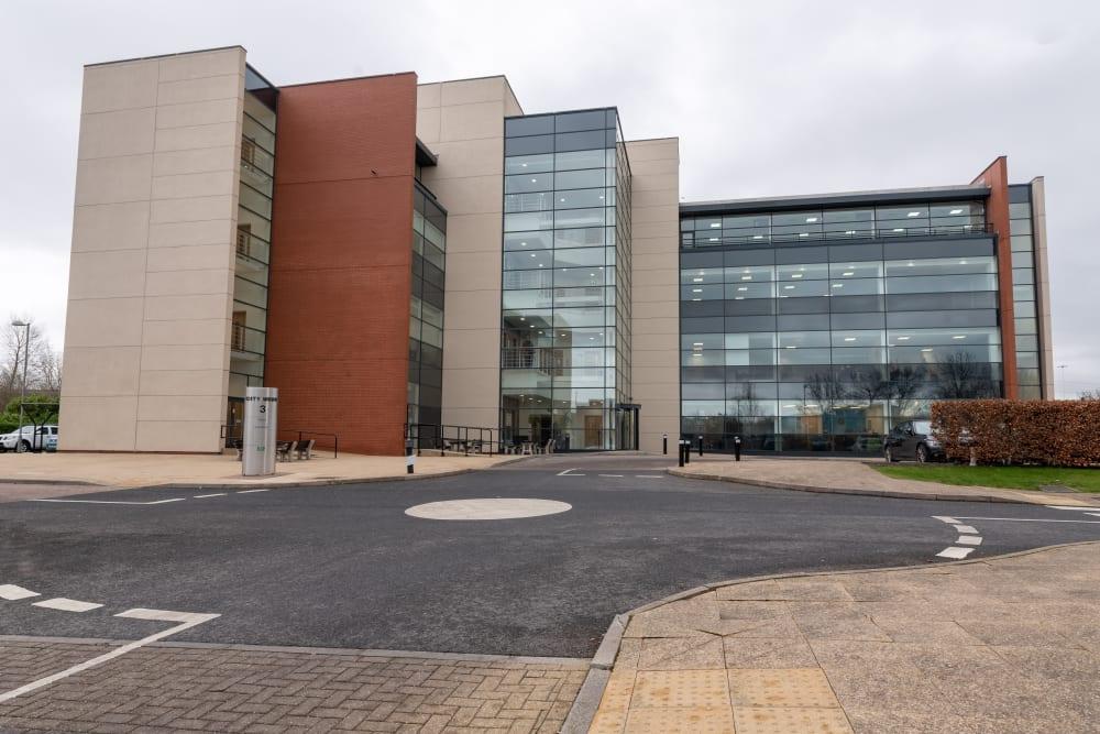 City West Business Park Building 3 Office Space City West Business Park Building 3 - Office space in West Yorkshire, England