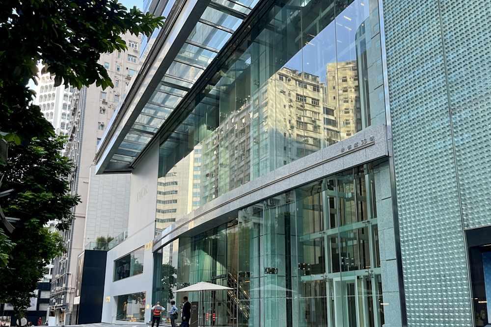 Hong Kong, Lee Garden One office space - View 5 in Hong Kong Island - internet, office_cleaning, breakout_areas