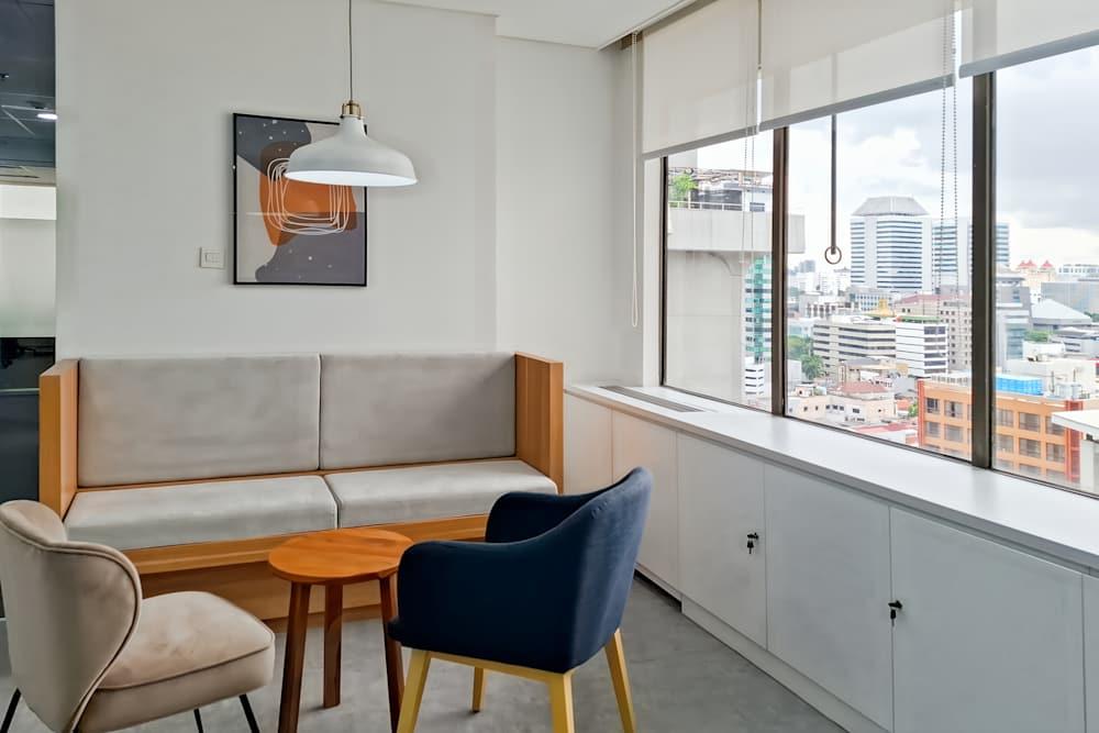 Jakarta, Menara Cakrawala office space - View 2 in Kota Jakarta Pusat - internet, office_cleaning, breakout_areas