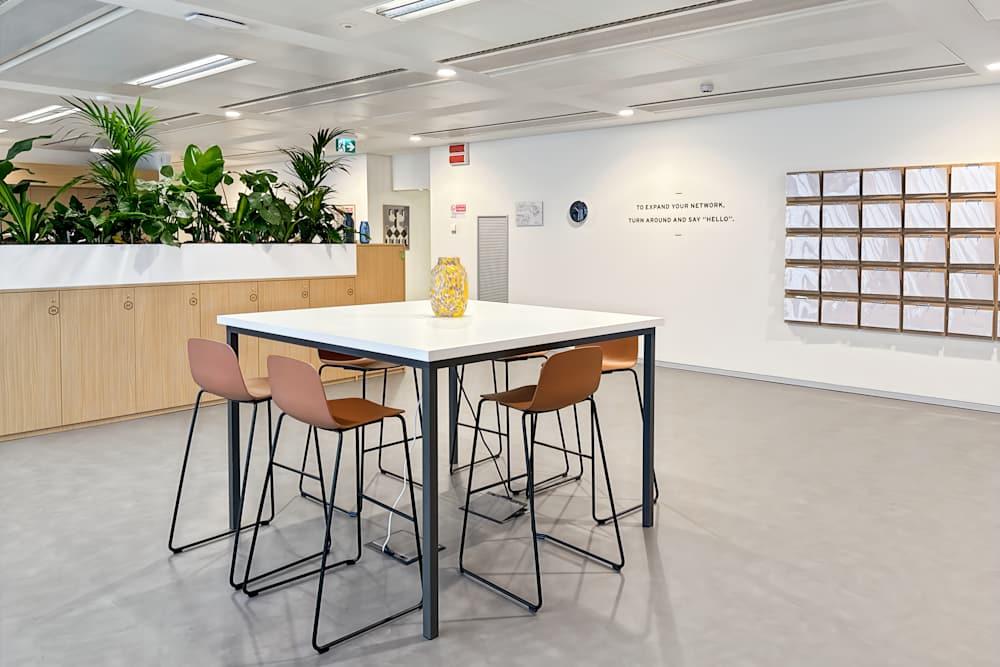 Milan, Lorenteggio office space - View 3 in Milano - internet, office_cleaning, breakout_areas