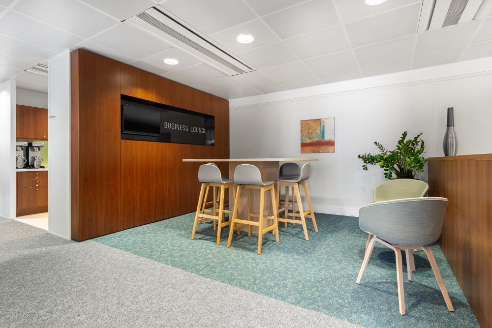 LA DÉFENSE, Tour Ariane office space - View 4 in Puteaux - internet, office_cleaning, breakout_areas