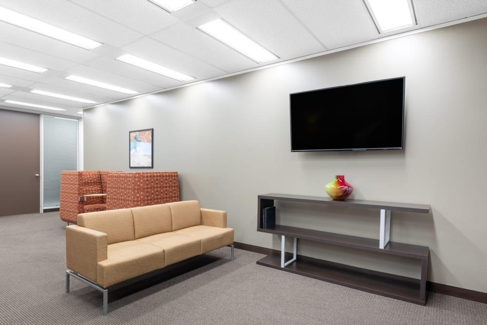 ON, Mississauga - Robert Speck 2 (HQ) office space - View 6 in Mississauga - internet, office_cleaning, breakout_areas