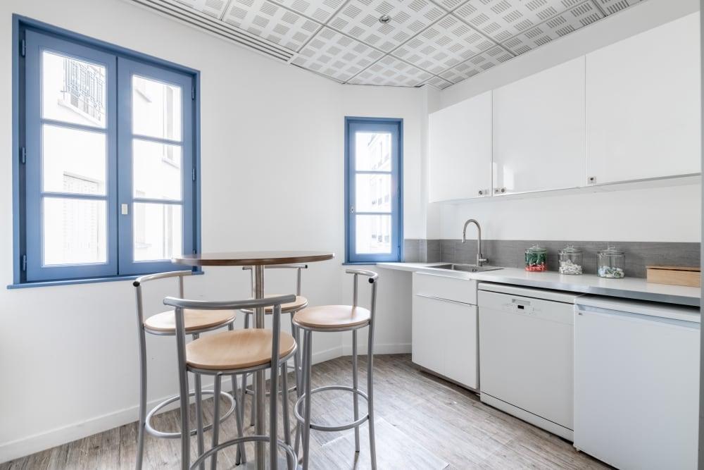 140 Rue de Rennes - Photo 3 140 Rue de Rennes office space - View 3 in Paris - internet, office_cleaning, breakout_areas