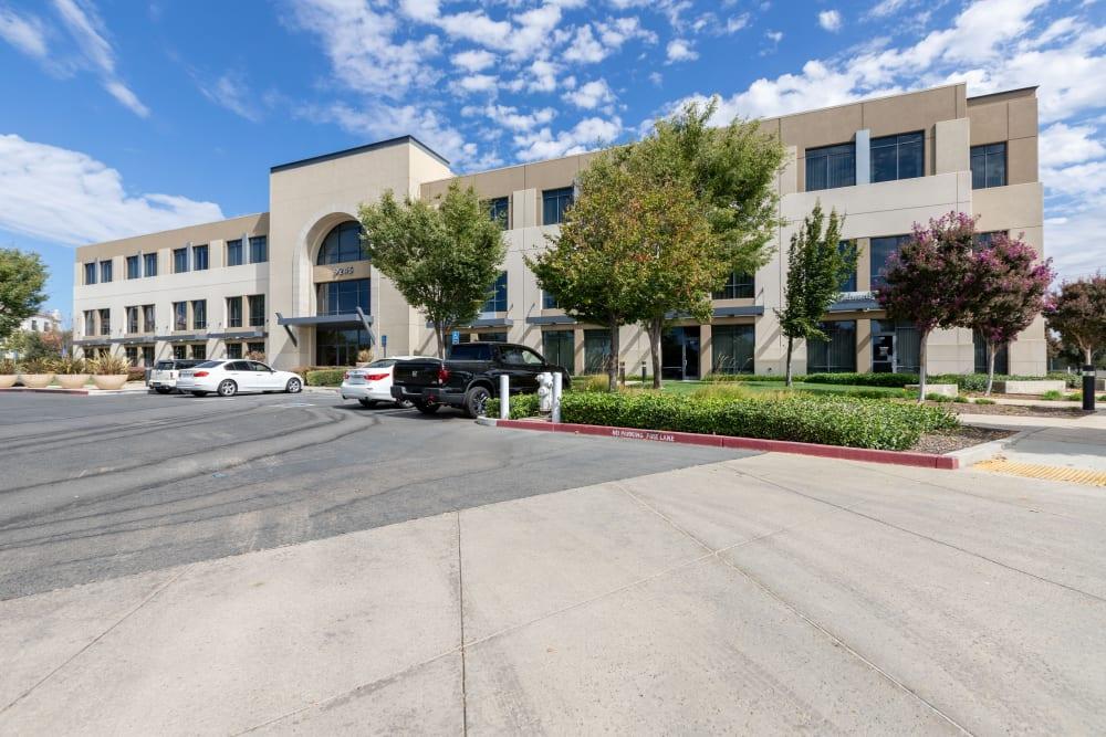 CA, Sacramento - Elk Grove office space - View 4 in Elk Grove - internet, office_cleaning, breakout_areas