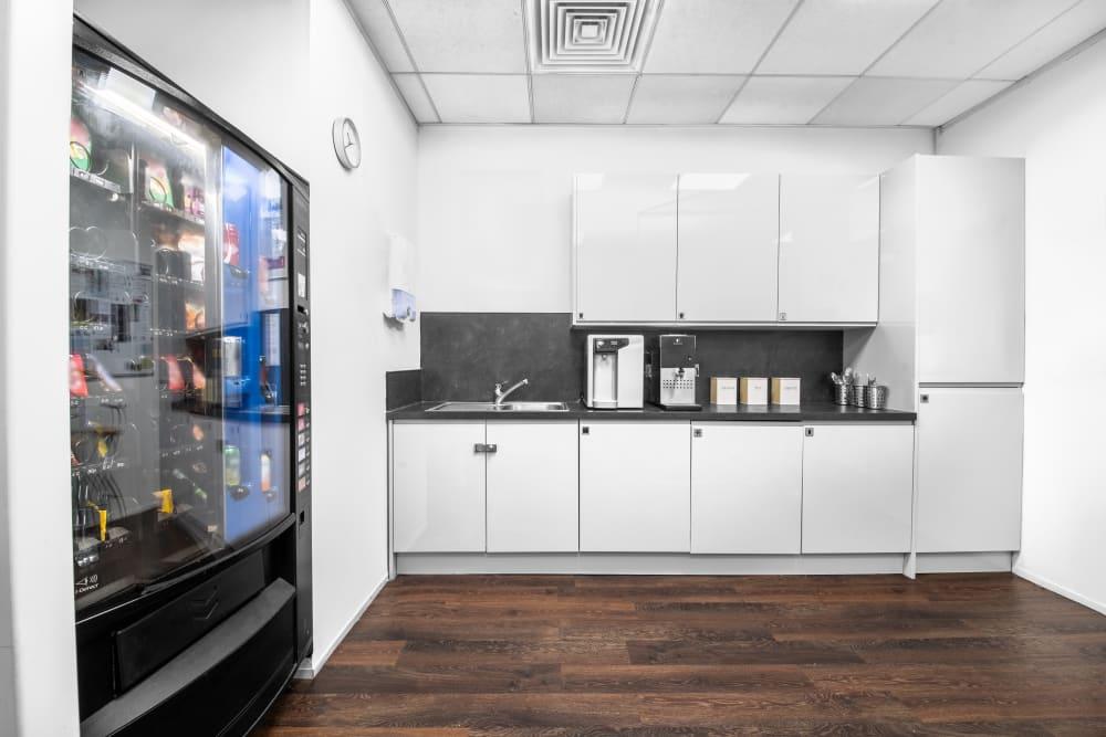 FLEET, Ancells Business Park office space - View 3 in Fleet - internet, office_cleaning, breakout_areas