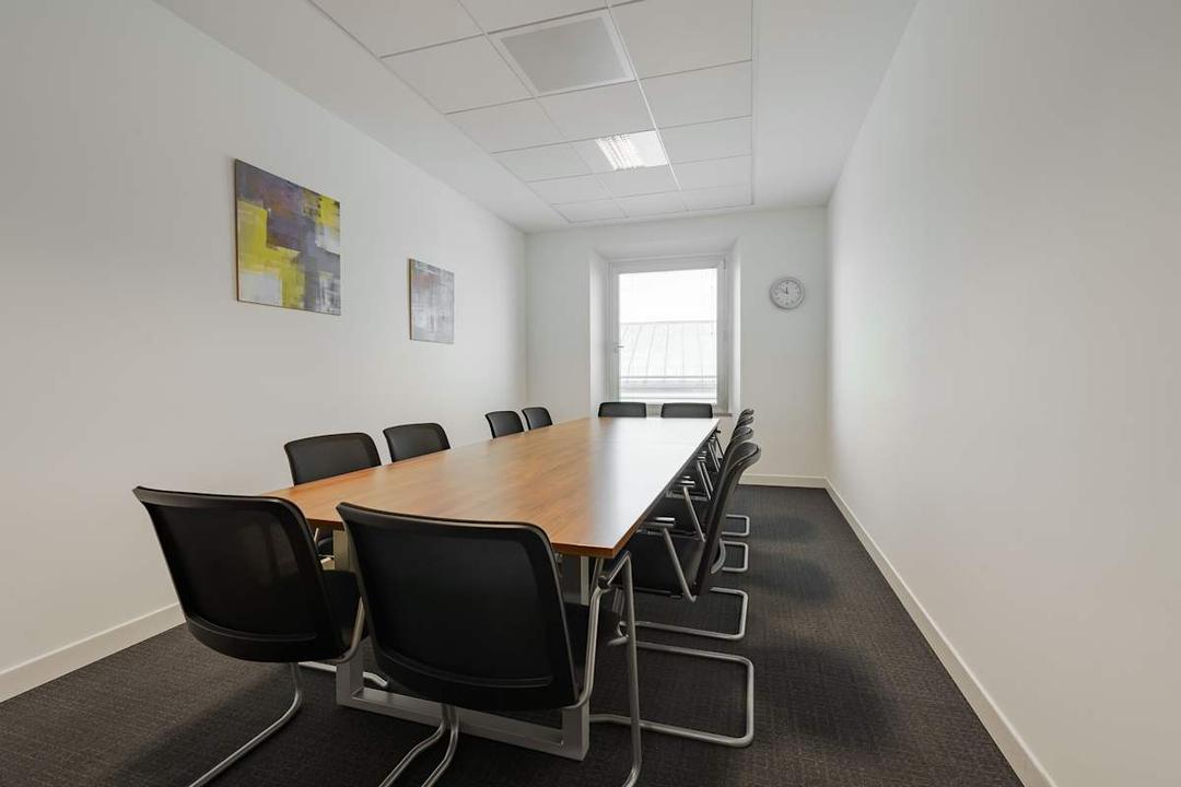 Via Roberto Lepetit 8 - Photo 3 Via Roberto Lepetit 8 office space - View 3 in Milano - TwentyFourHourAccess, meeting_rooms, parking