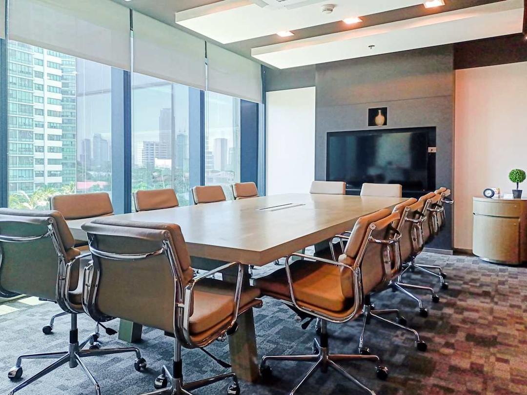 8 Rockwell office space - View 4 in Makati City - TwentyFourHourAccess, meeting_rooms, parking