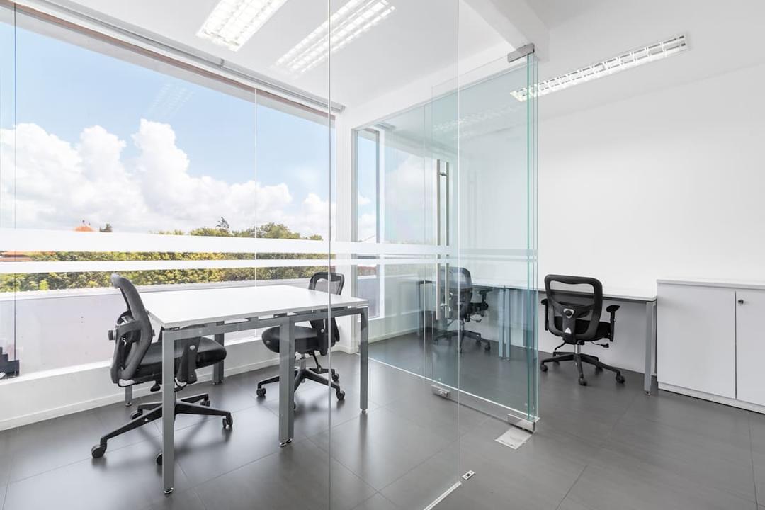 Benoa Square - Photo 4 Benoa Square office space - View 4 in Kabupaten Badung - TwentyFourHourAccess, meeting_rooms, parking