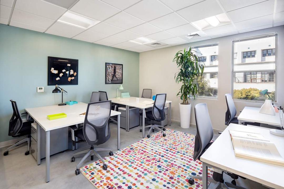 730 Arizona Avenue office space - View 4 in Santa Monica - TwentyFourHourAccess, meeting_rooms, parking
