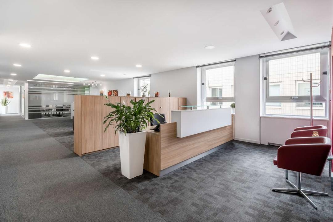 Paseo De La Castellana 18 office space - View 2 in Madrid - TwentyFourHourAccess, meeting_rooms, parking