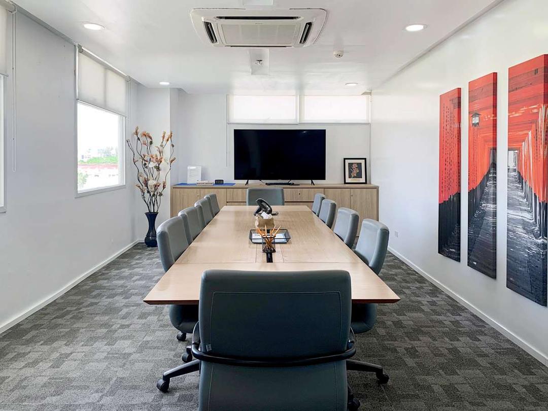 Topaz Tower Centre - Photo 3 Topaz Tower Centre office space - View 3 in Davao City - TwentyFourHourAccess, meeting_rooms, parking