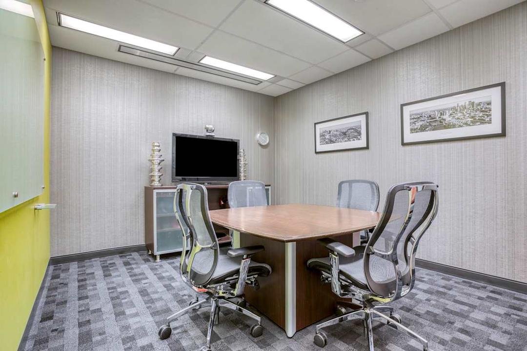 Wells Fargo Building office space - View 6 in Tacoma - TwentyFourHourAccess, meeting_rooms, parking