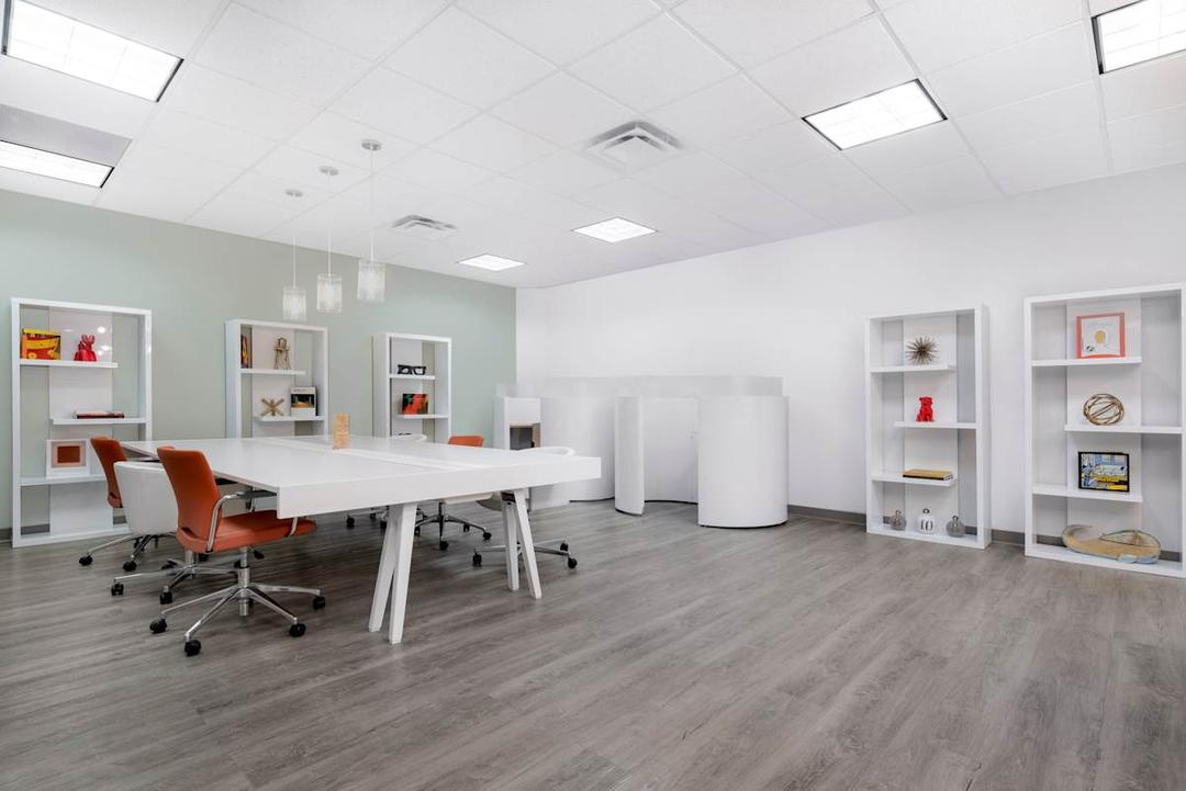 Capital Center - Photo 5 Capital Center office space - View 5 in Indianapolis - TwentyFourHourAccess, meeting_rooms, parking