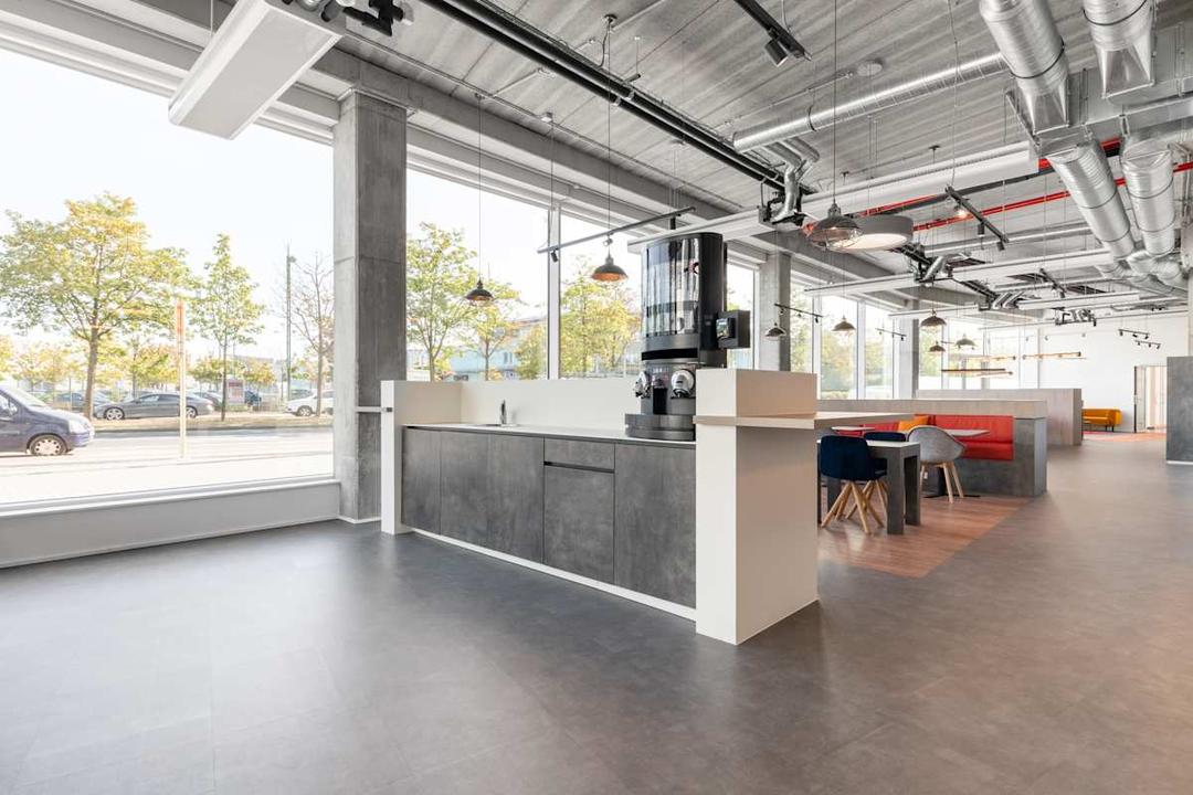 City Dox - Photo 3 City Dox office space - View 3 in Anderlecht - TwentyFourHourAccess, meeting_rooms, parking