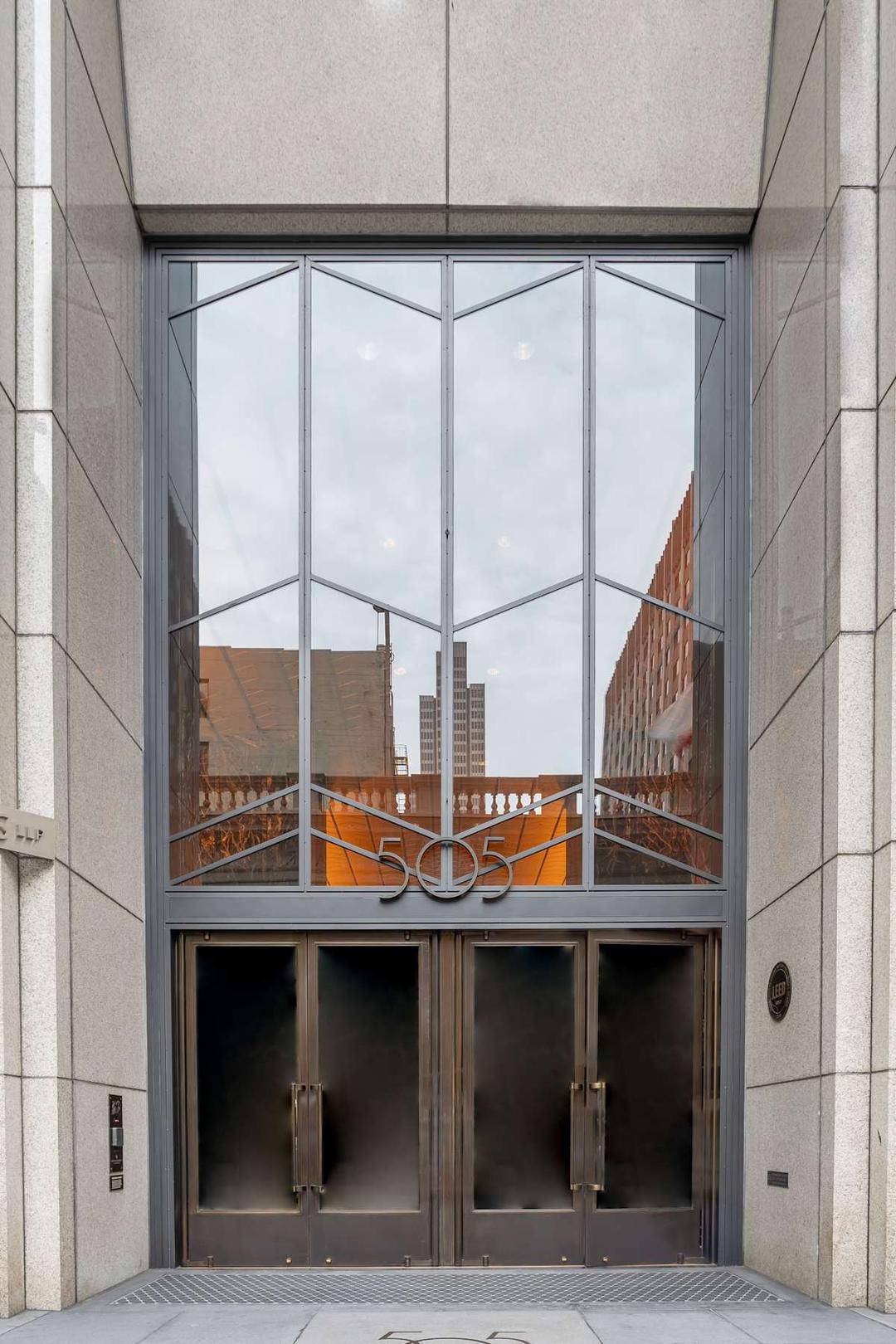 505 Montgomery Street Office Space 505 Montgomery Street - Office space in San Francisco, California