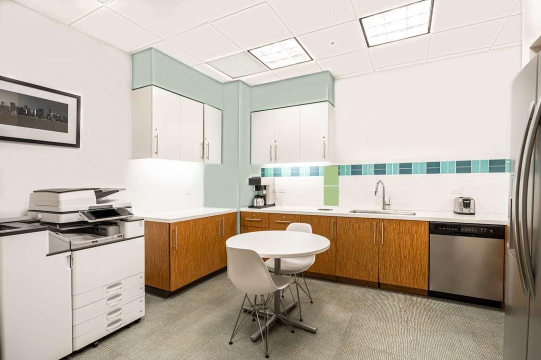 505 Montgomery Street - Photo 6 505 Montgomery Street office space - View 6 in San Francisco - TwentyFourHourAccess, meeting_rooms, parking