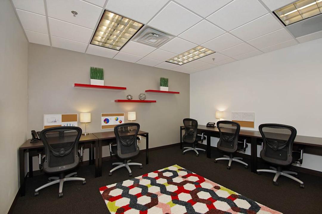 130 South Indian River Drive office space - View 5 in Fort Pierce - TwentyFourHourAccess, meeting_rooms, parking