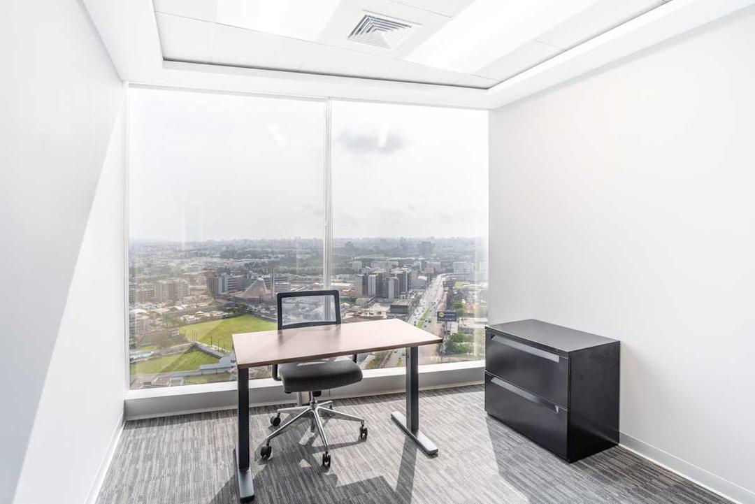 Lima Central Tower office space - View 4 in Santiago de Surco - TwentyFourHourAccess, meeting_rooms, parking